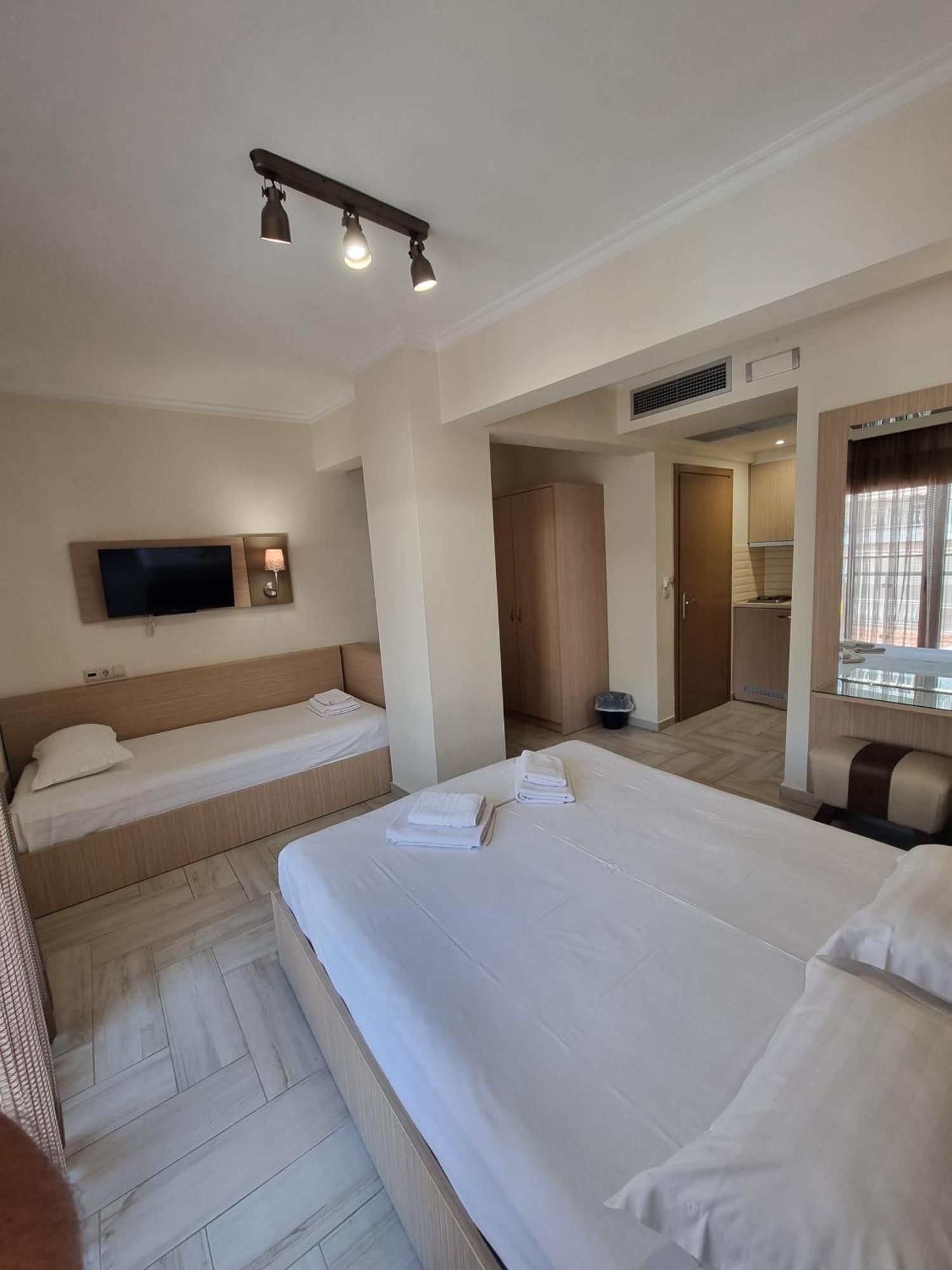 Sissy'S Boutique Apartments Paralía Kültér fotó